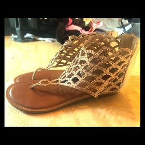 Womans Fashion Rhinestone Gladiator Thong Sandal